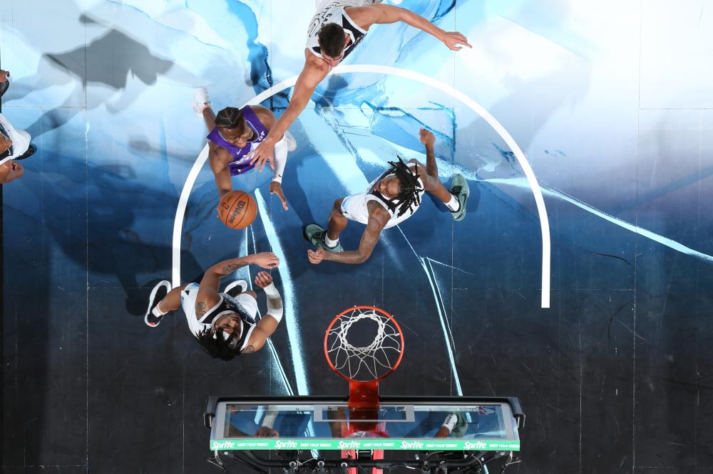 来比赛中他 来比赛中他