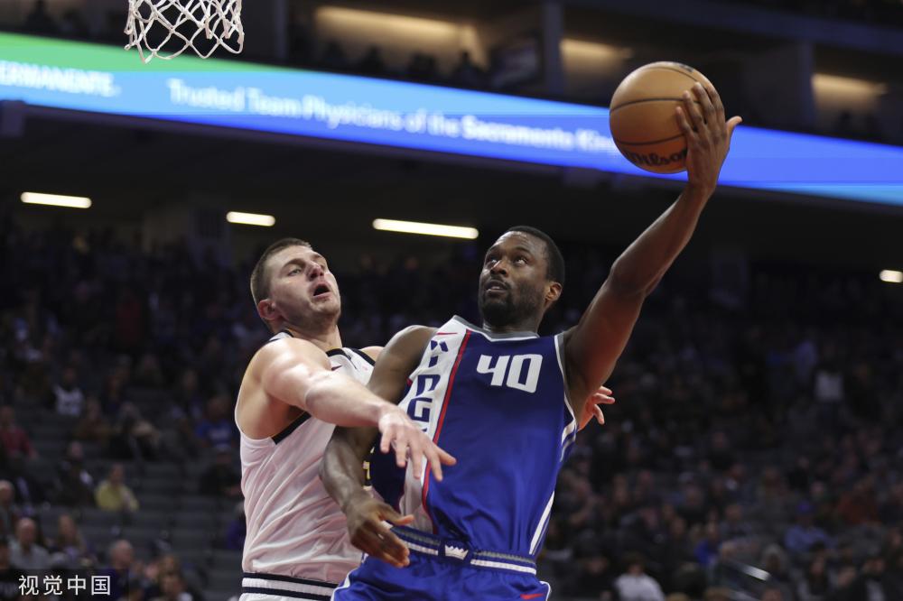 来比赛中他 来比赛中他